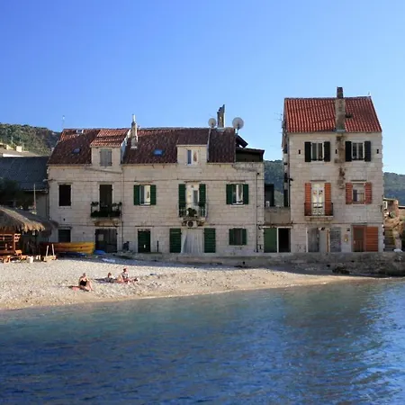 Guest house Apartments And Rooms By The Sea Komiza, Vis - 2431 3*