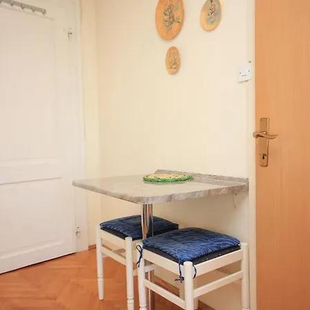 Apartments And Rooms By The Sea Komiza, Vis - 2431 Guest house Komiza