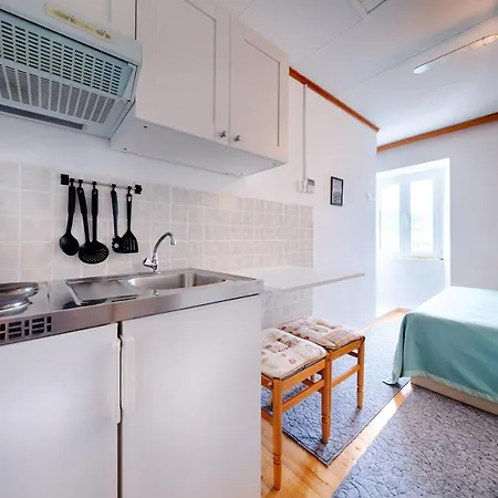 Apartments And Rooms By The Sea Komiza, Vis - 2431 Komiza