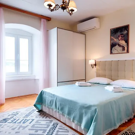 Guest house Apartments And Rooms By The Sea Komiza, Vis - 2431